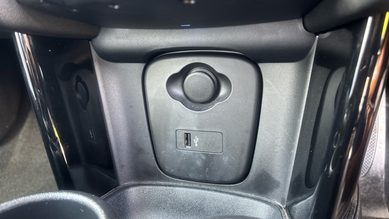 MINI Hatchback 1.5 Cooper Classic Premium 3dr Petrol Hatchback